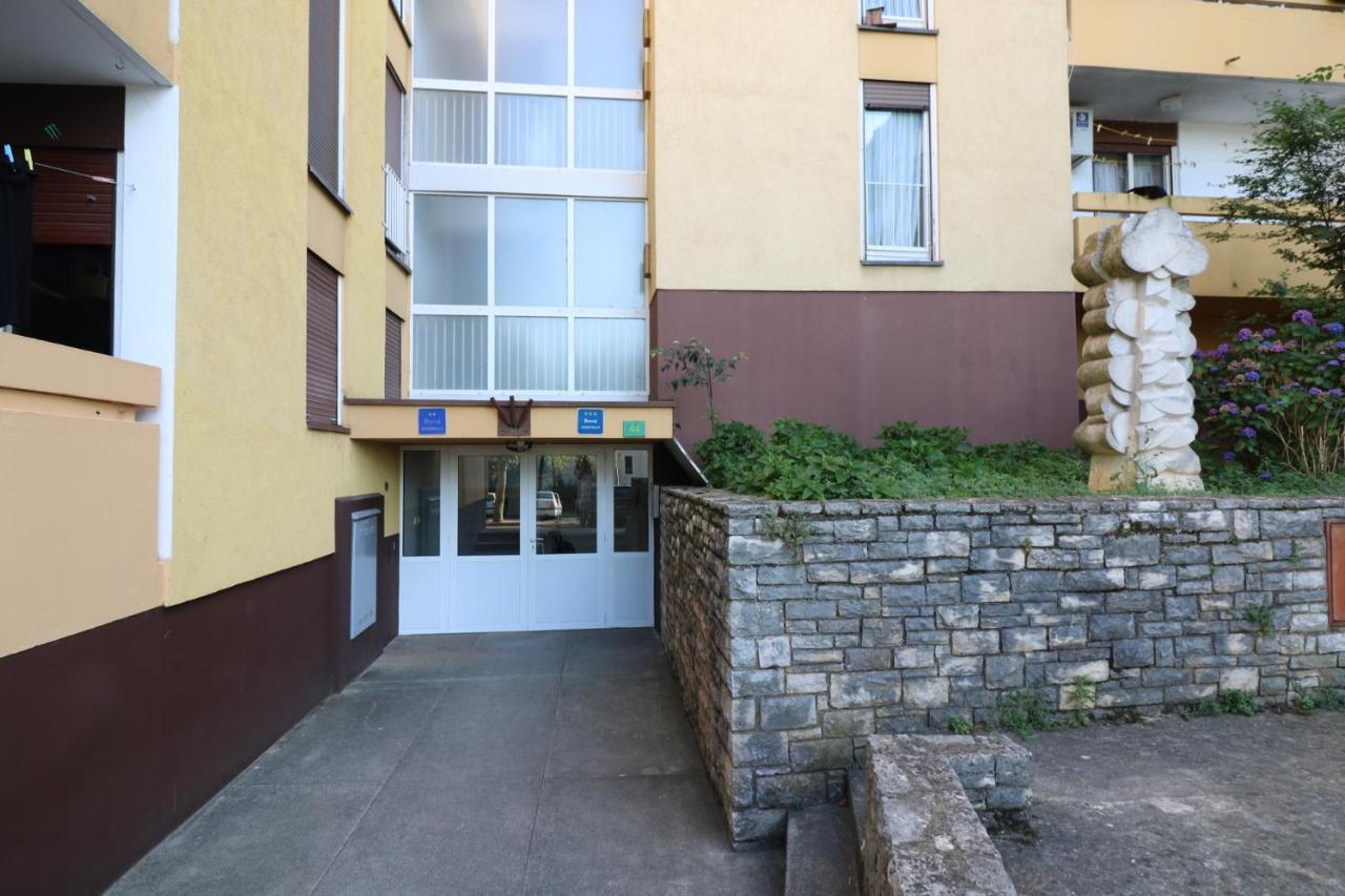 Klaudia Apartment Пула Екстериор снимка