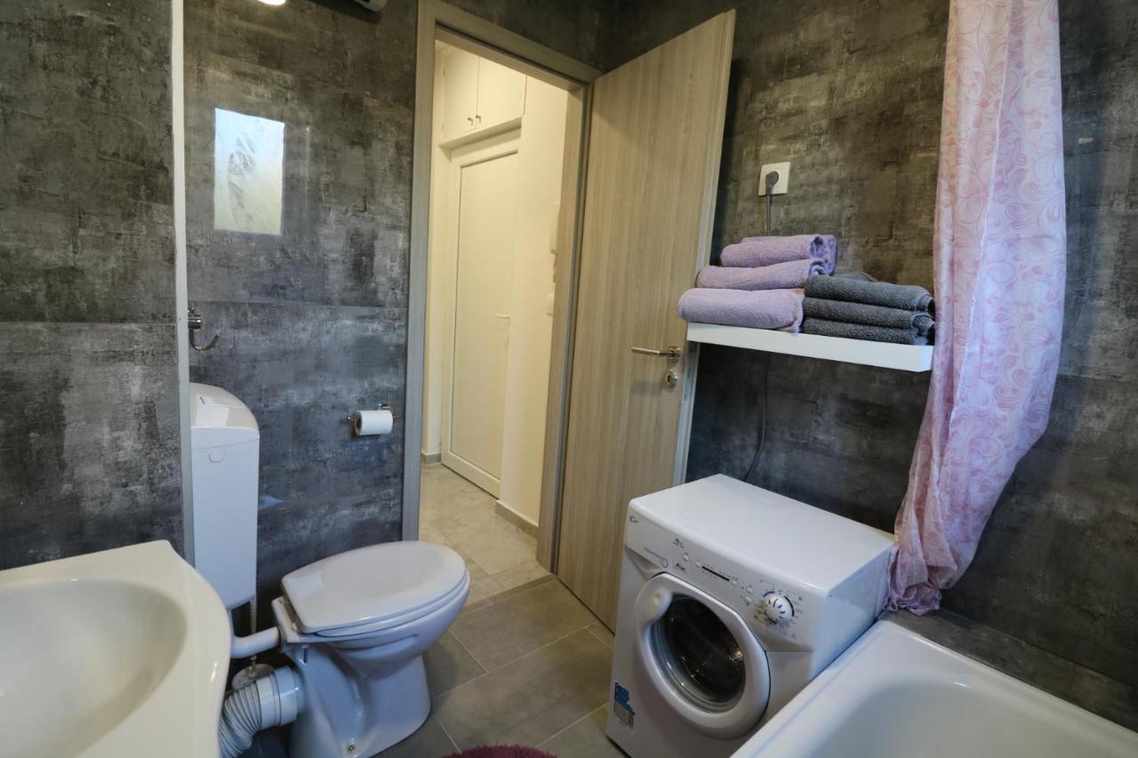 Klaudia Apartment Пула Екстериор снимка